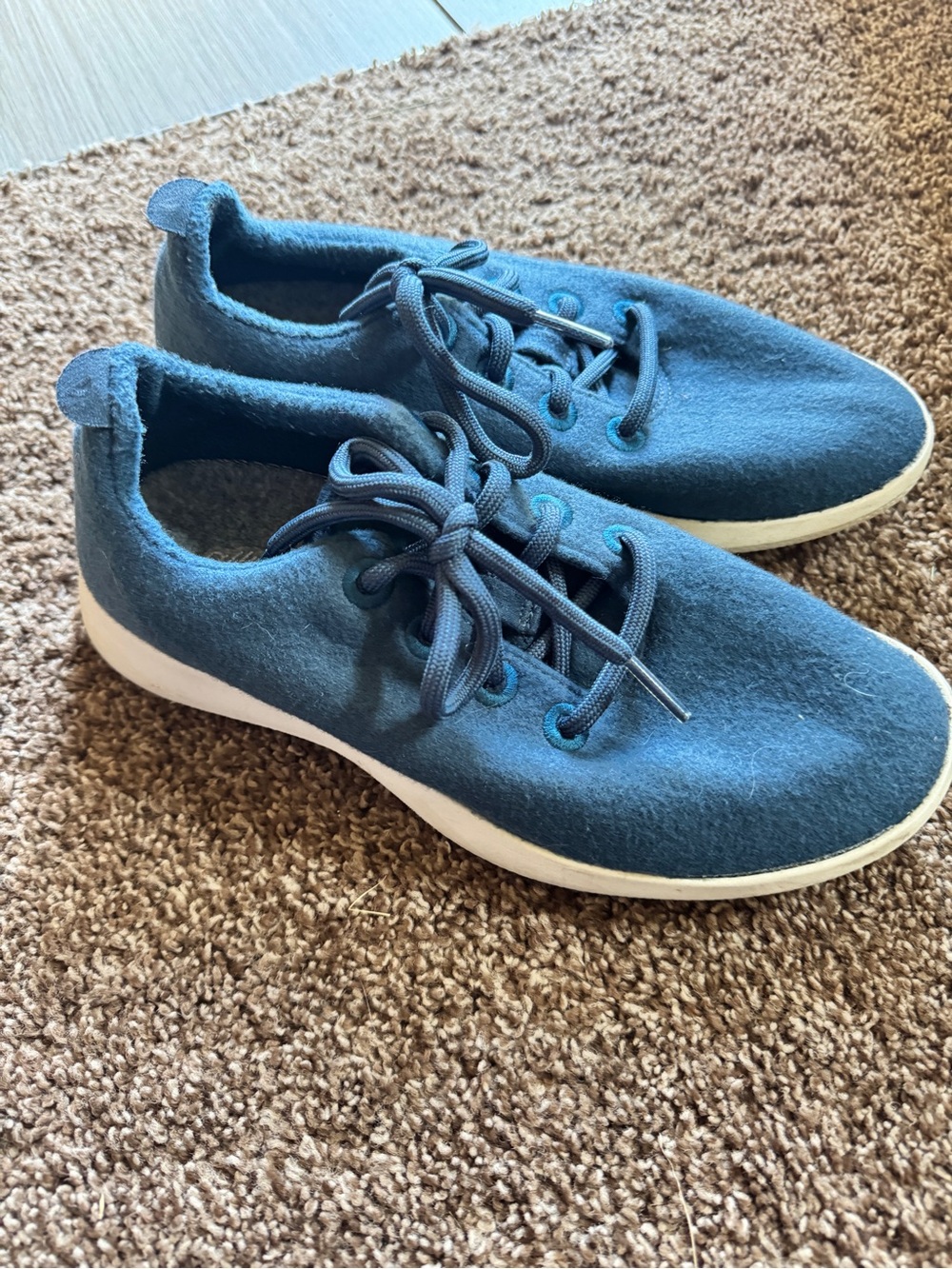 allbirds Women's Blue Wool Runners with White Sole
